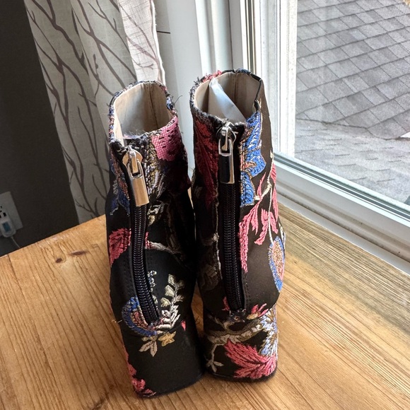 Zara Floral Brocade Ankle Boots Size 39 Black Block Heel Pointed Toe - Picture 5 of 9